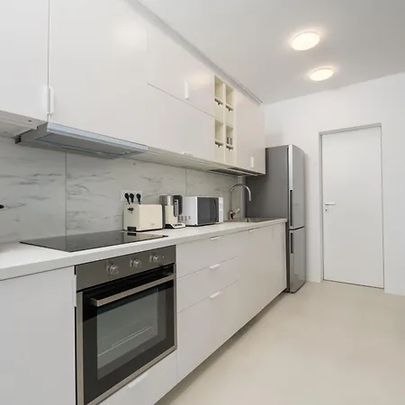 Promenada Puzi Place Bucharest