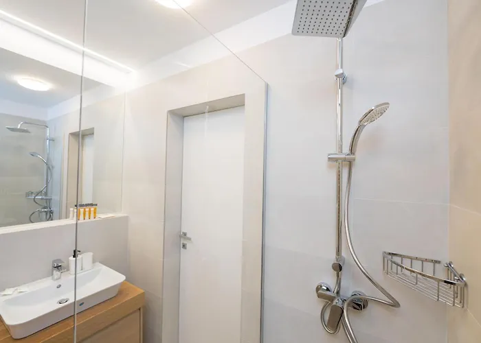 Promenada Puzi Place Bucharest