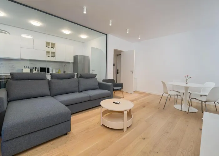 Promenada Puzi Place * Bucharest