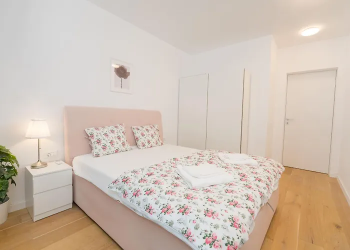 Apartment Promenada Puzi Place Bucharest