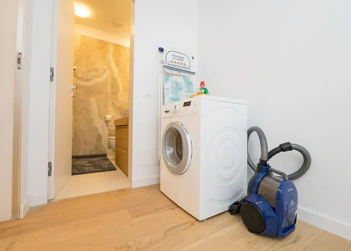 Promenada Puzi Place *