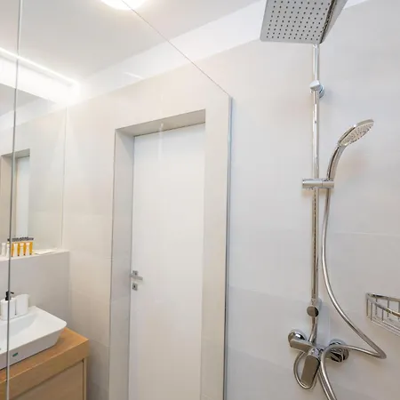 Promenada Puzi Place ブカレスト