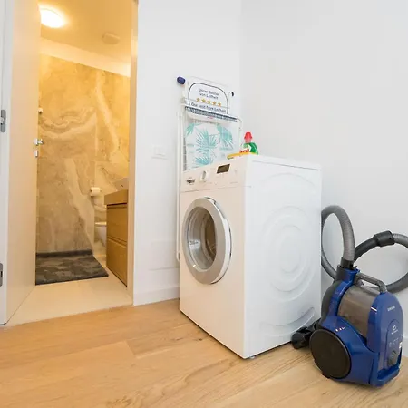 Promenada Puzi Place *